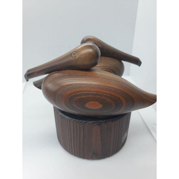 VTG MCM Shakey's Noisy Oyster Cypress Wood Carved Pelicans Figurine - Picture 7 of 14